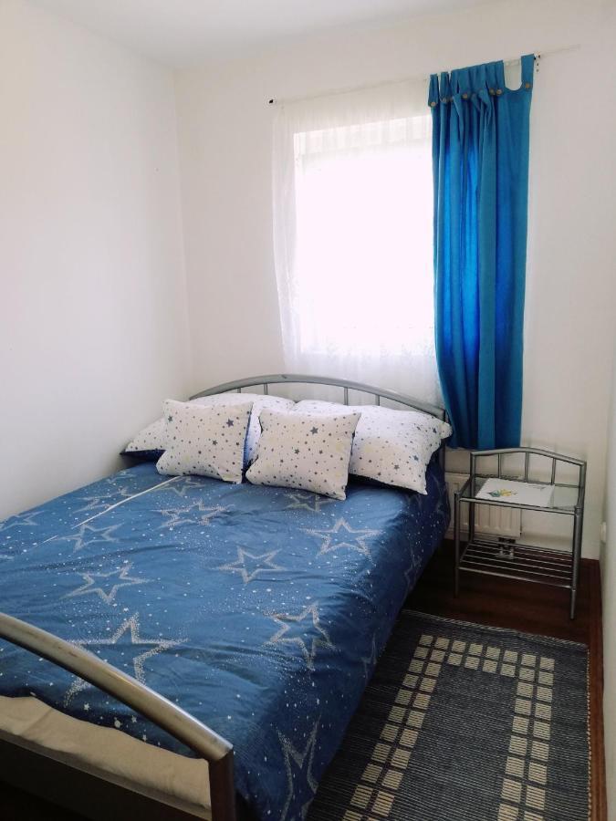 Happy Home Apartman Gyenesdiás Екстериор снимка