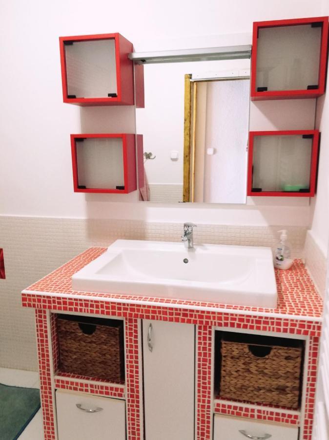 Happy Home Apartman Gyenesdiás Екстериор снимка