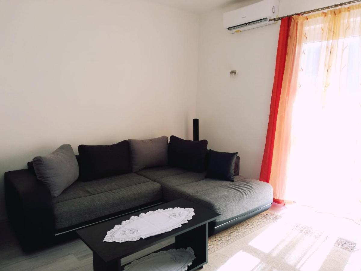 Happy Home Apartman Gyenesdiás Екстериор снимка