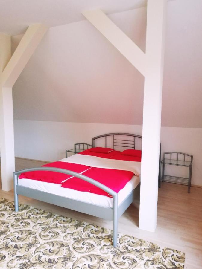 Happy Home Apartman Gyenesdiás Екстериор снимка
