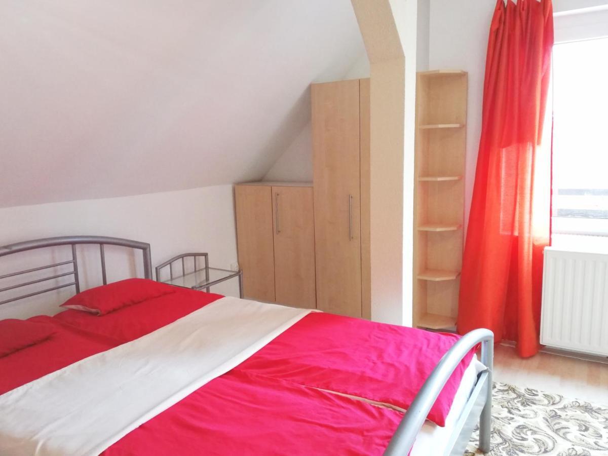 Happy Home Apartman Gyenesdiás Екстериор снимка